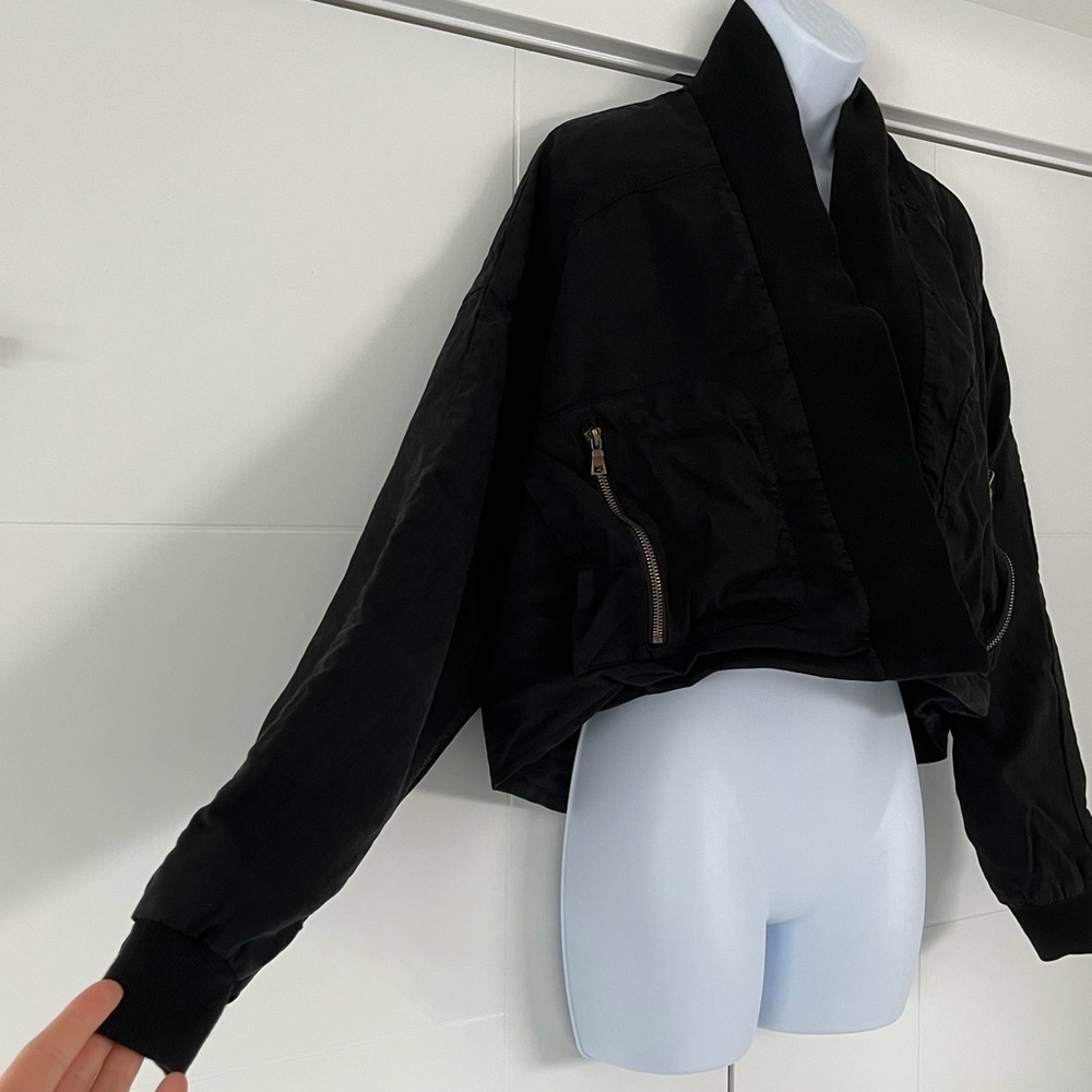 Young Fabulous & Broke/ Fara black reversible, utility cropped/ Size US S - Picture 6 of 17